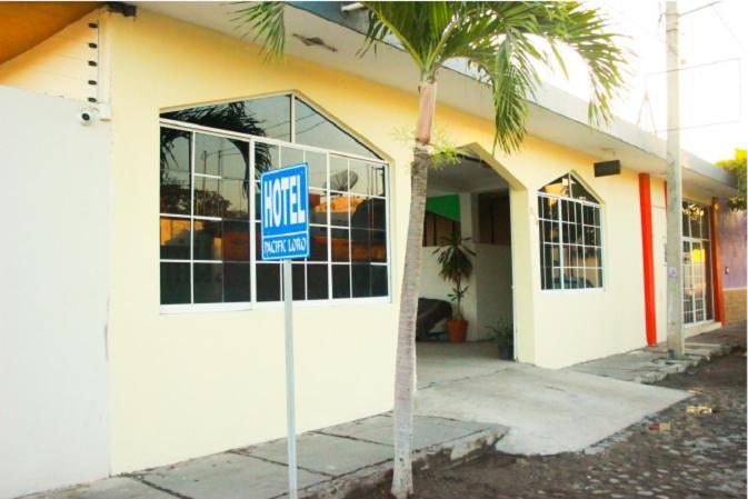 Hotel Pacific Tecomán Eksteriør billede