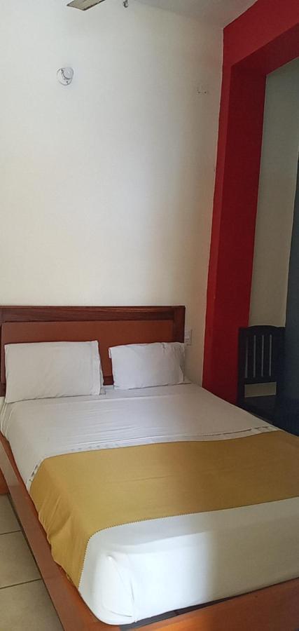 Hotel Pacific Tecomán Eksteriør billede
